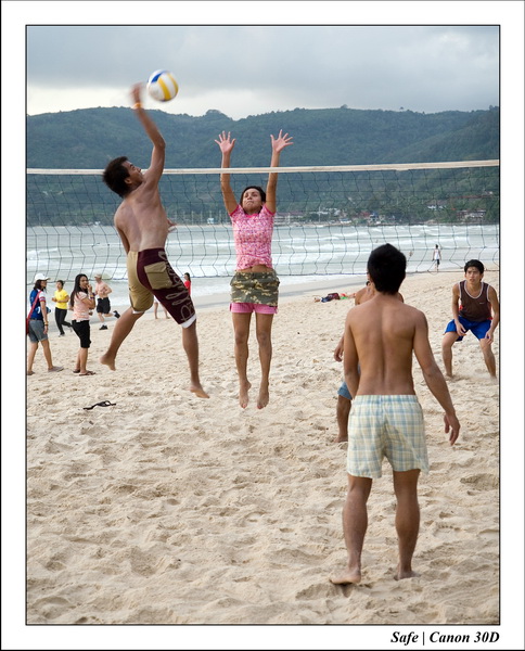 2006 - 07 - Phuket - Volley ball lady boy patong beach 27